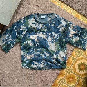 Gymshark ‘Venture’ Crop Top (S) - green print